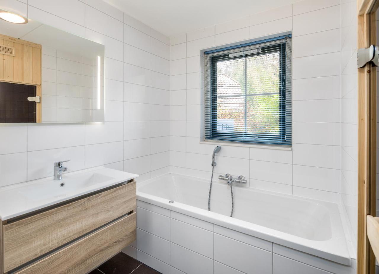 Roompot Landgoed Het Grote Zand Hooghalen Rom bilde